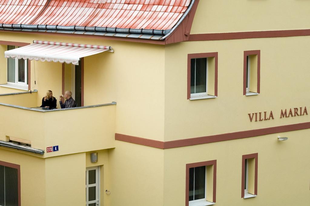 Pension Villa Maria كارلوفي فاري المظهر الخارجي الصورة